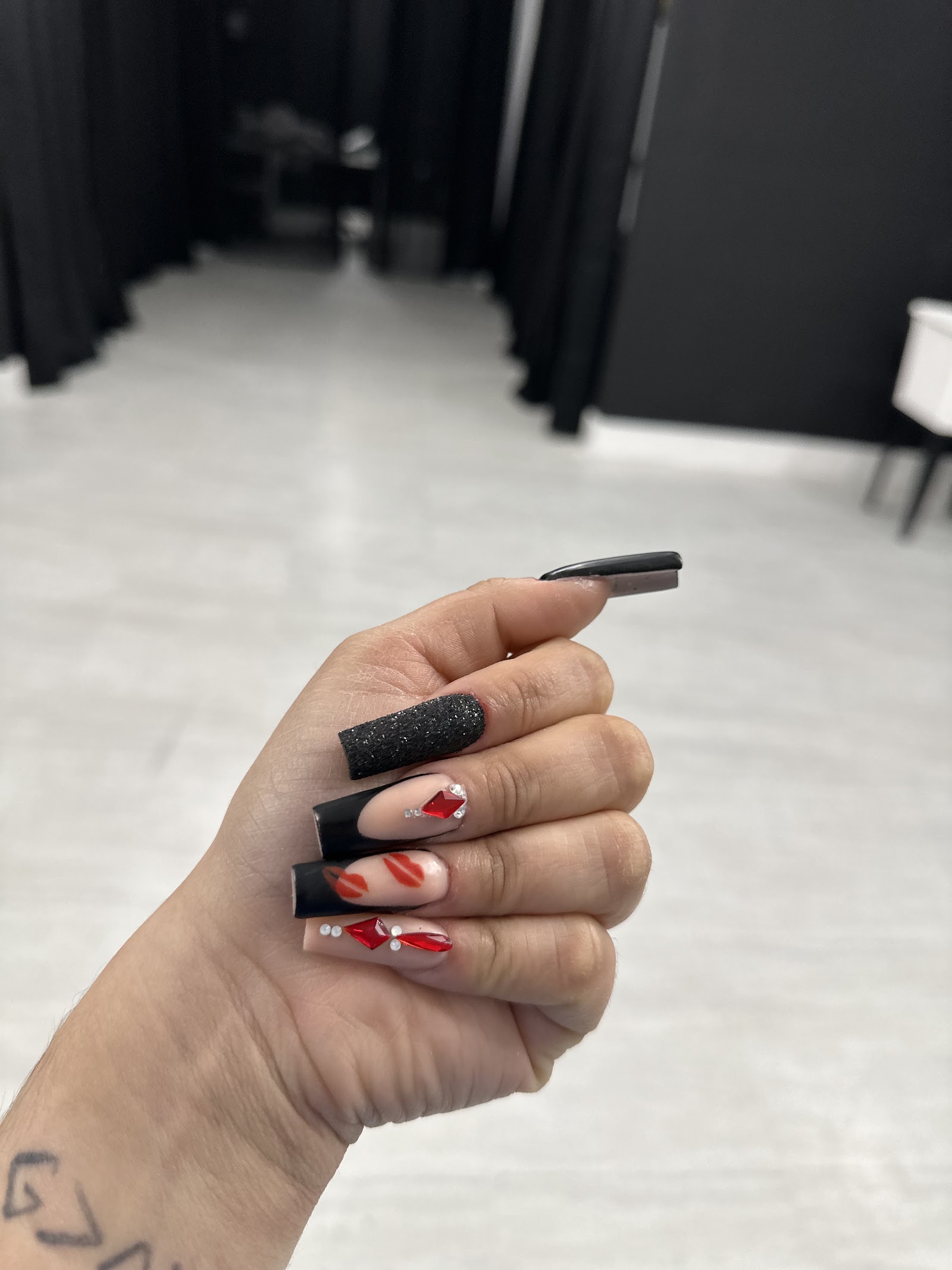 NBA Nail Lounge nail photo 7